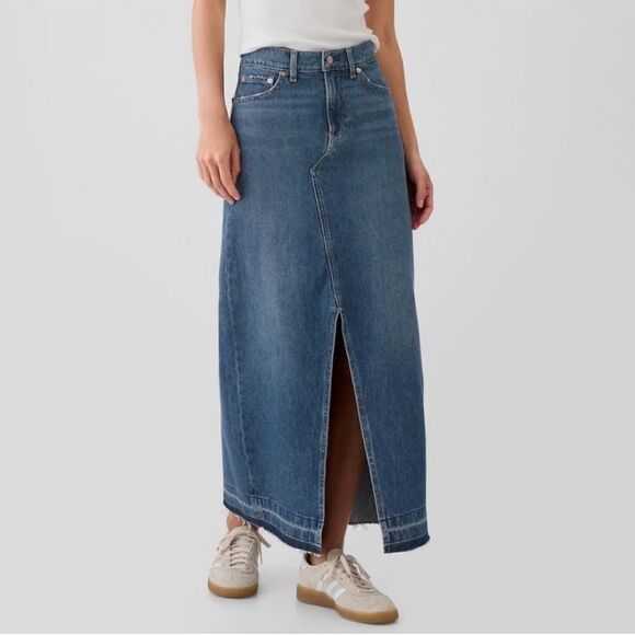 GAP Denim Maxi Skirt Medium Wash Womens 10/30 NEW - Picture 1 of 11